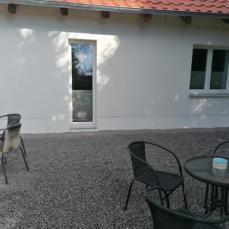 Apartment Iv Sarrebriese
